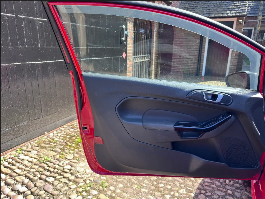 Ford Fiesta ST line