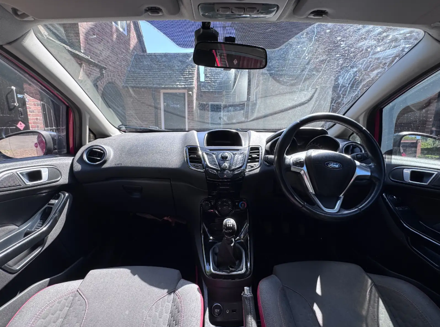 Ford Fiesta ST line
